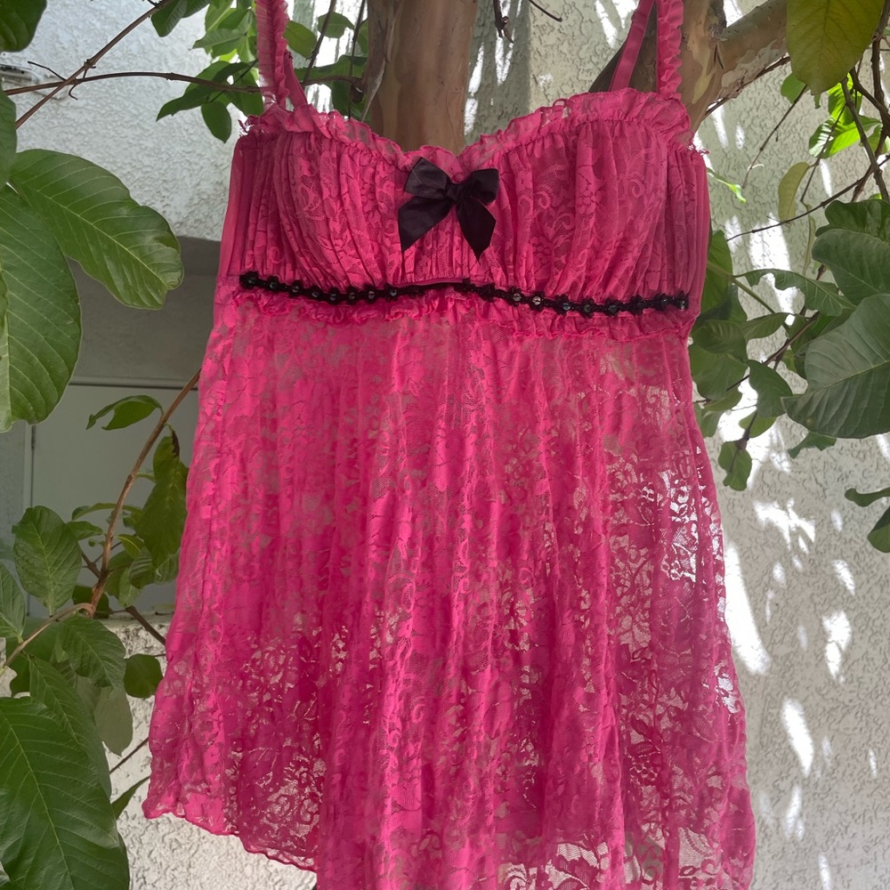 Vintage Fredericks of Hollywood Pink Lace Ruffle Lingerie Bra Top